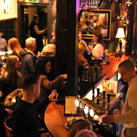 The Old Crown Coaching Inn Swindon Zewnętrze zdjęcie