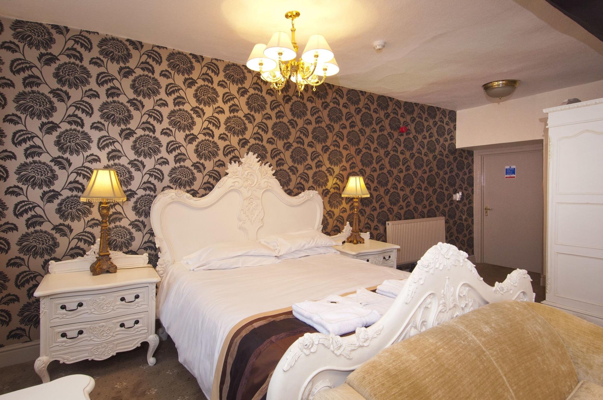The Old Crown Coaching Inn Swindon Zewnętrze zdjęcie